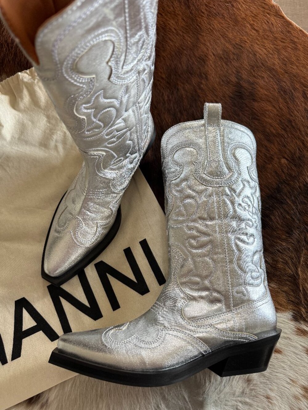 GANNI Metallic Leather Western Boots